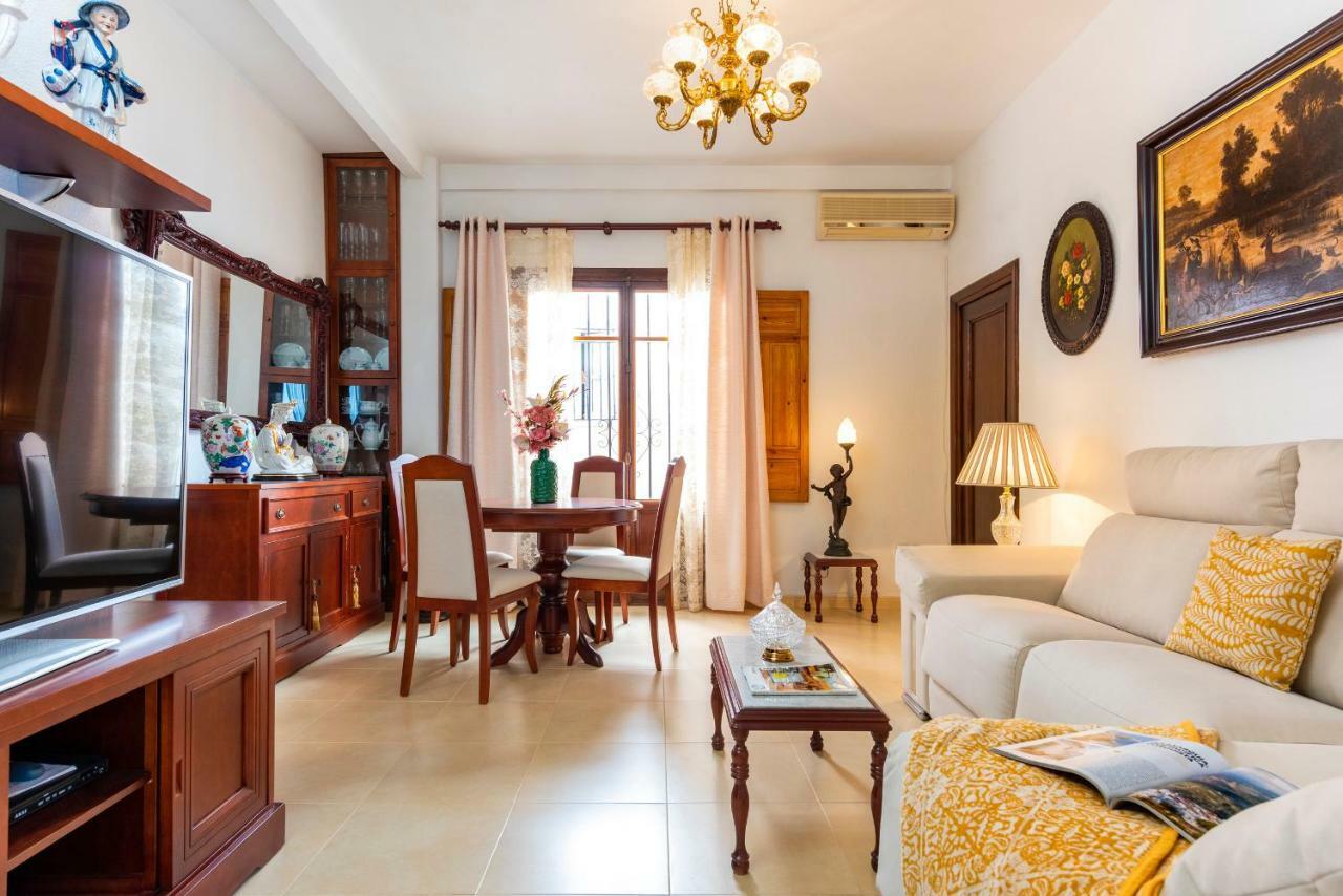 Hsh Suites Barrio Santa Cruz Севиля Екстериор снимка